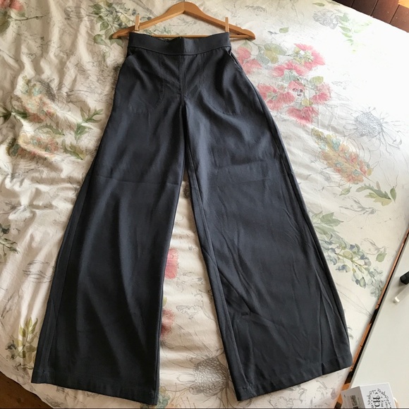 NWOT Max Studio Wide Leg pants Size XS - Picture 1 of 7